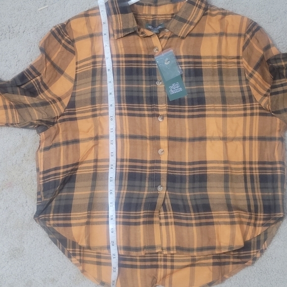 Wild fable pumpkin plaid cropped woven womens shirt  size Medium NWT - Picture 4 of 10